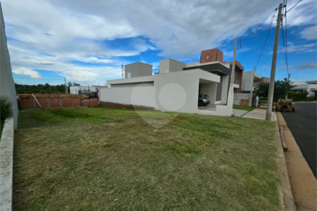 Terreno no Village Damha IV 288m²