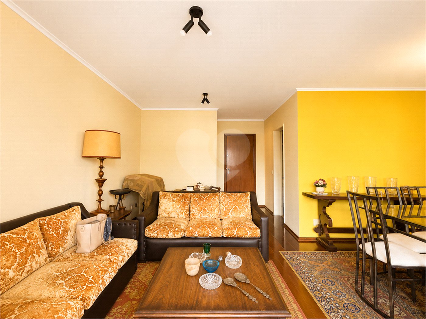 Apartamento à venda com 3 quartos, sendo 1 suíte, em Jardim Marajoara, São Paulo, SP
