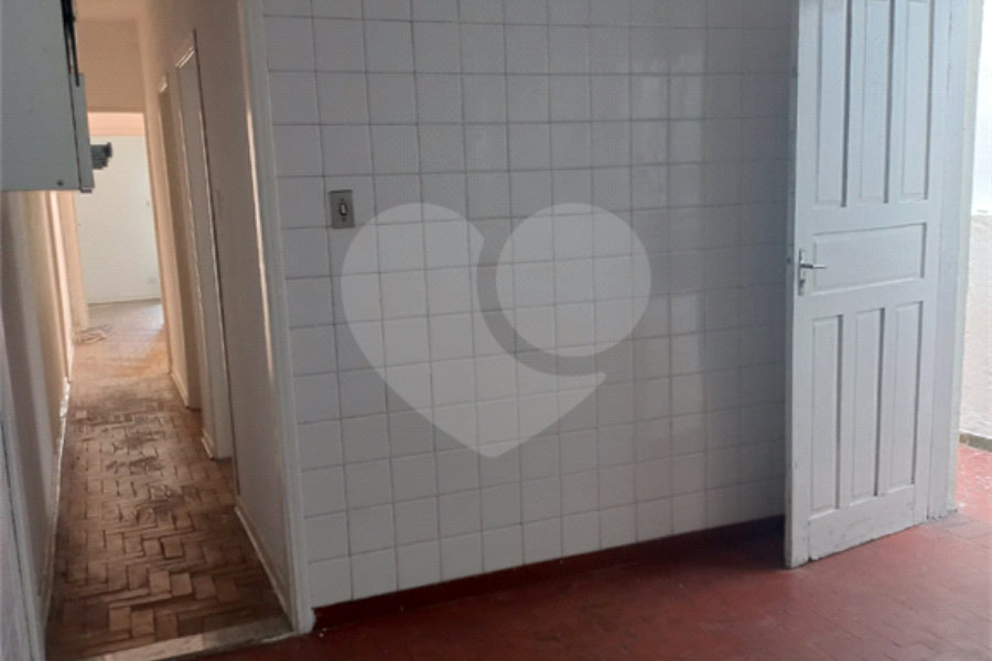 Casa à venda com 3 quartos em Vila Romero, São Paulo, SP