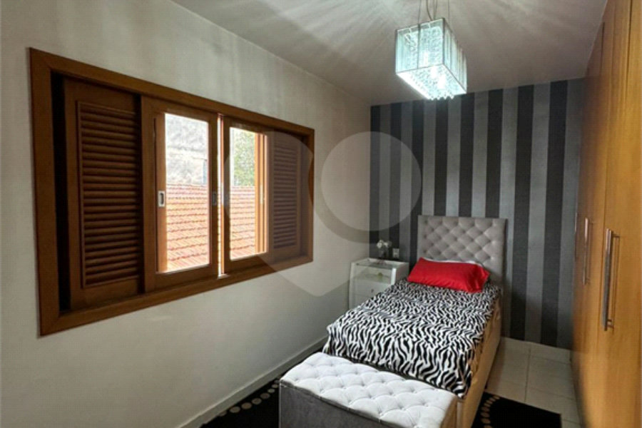 Casa à venda com 3 suítes em Saúde, São Paulo, SP