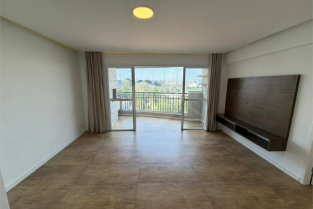 Apartamento à venda com 3 quartos, sendo 1 suíte, em Jardim Aeroporto, São Paulo, SP