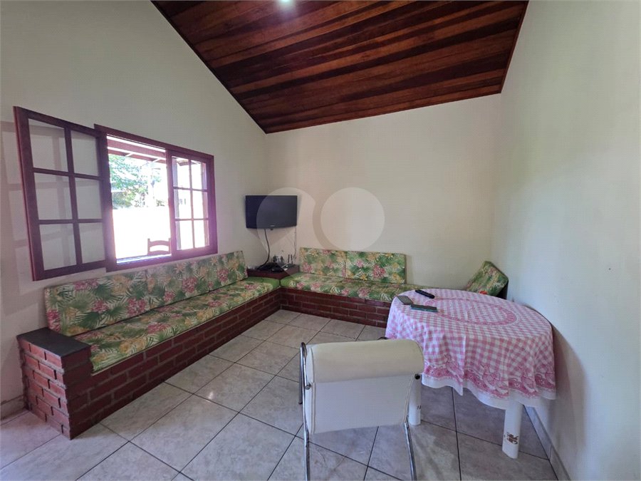 Casa à venda com 2 quartos, sendo 1 suíte, em Tucuns, Armação dos Búzios, RJ