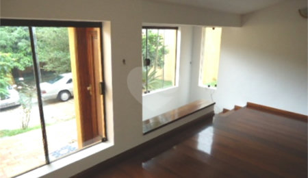Sobrado à venda ou para alugar com 2 suítes em Paraisópolis, São Paulo, SP