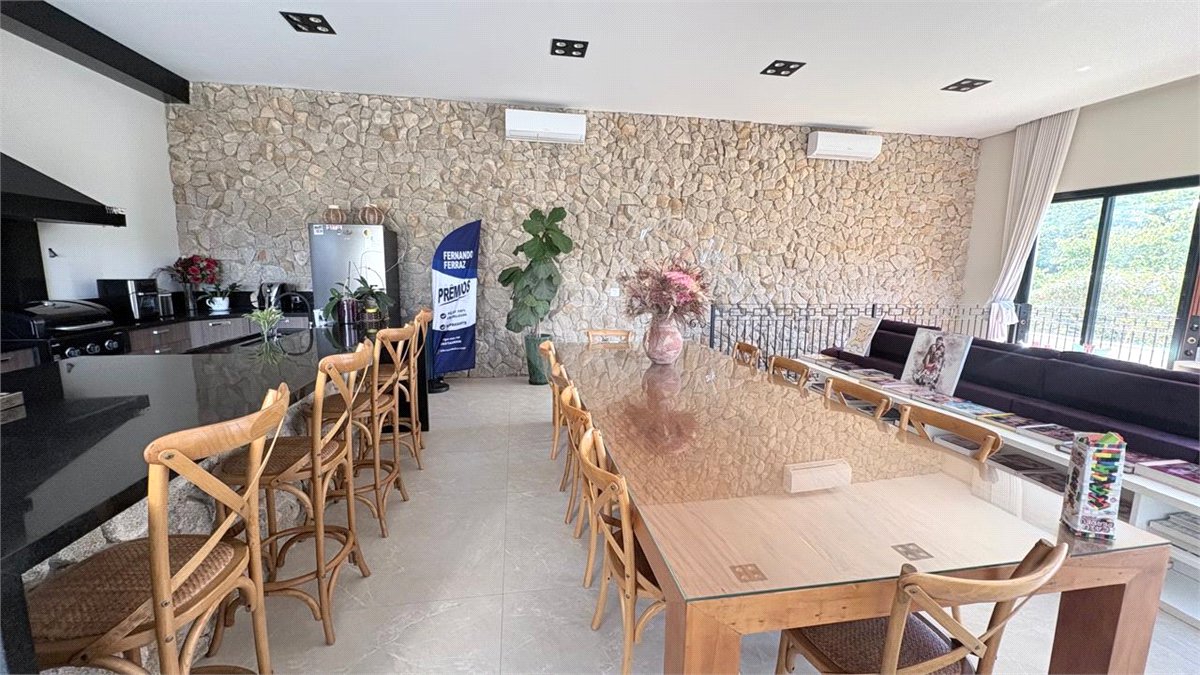 Casa à venda com 5 suítes no condomínio Sapzio Verde Ii, Itapetininga - SP
