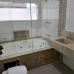 Casa para alugar com 3 quartos, sendo 1 suíte, no condomínio Reserva da Mata, Vinhedo - SP