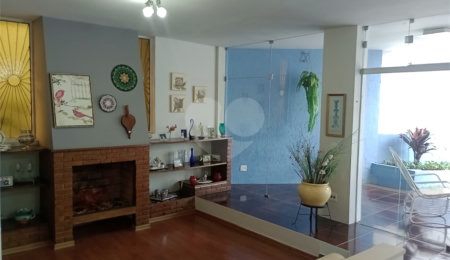 Casa à venda com 4 quartos, sendo 1 suíte,  em Vila Rosa, Itapetininga, SP