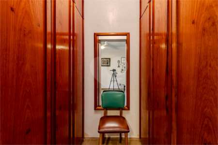 Apartamento à venda com 3 quartos, sendo 2 suítes, em Campo Belo, São Paulo, SP