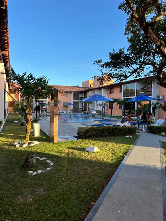 Apartamento à venda com 1 quarto em Taperapuan, Porto Seguro, BA