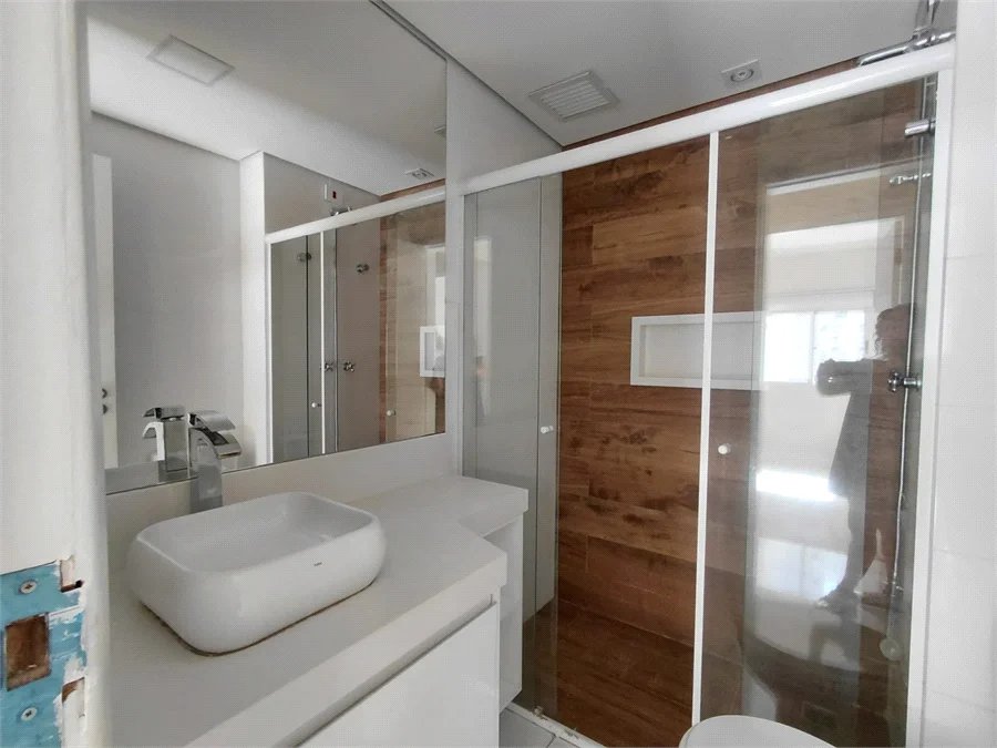 Apartamento à venda com 3 quartos, sendo 1 suíte,  em Vila Romana, São Paulo, SP