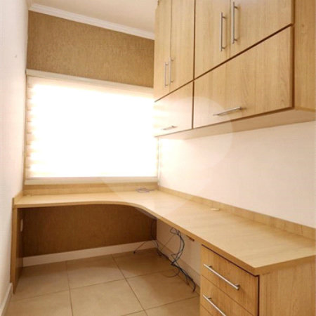 Casa à venda com 3 quartos, sendo 1 suíte, no condomínio Veneto, Araraquara - SP