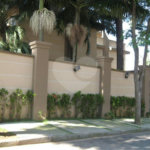 Casa à venda com 3 quartos, sendo 1 suíte, no condomínio Algarve Residencial, São Paulo - SP