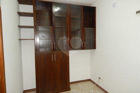 Casa à venda com 3 quartos, sendo 1 suíte, no condomínio Alpes de Vinhedo, Vinhedo - SP