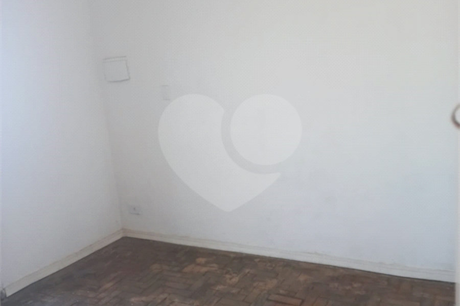 Casa à venda com 3 quartos em Vila Romero, São Paulo, SP