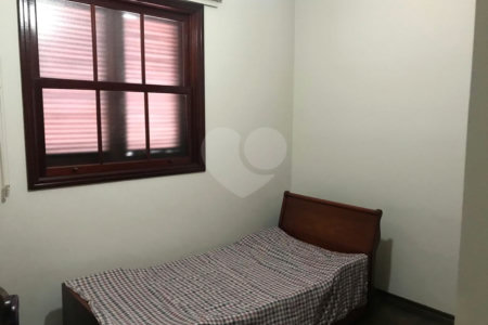 Casa à venda com 2 quartos, sendo 1 suíte, em Lapa de Baixo, São Paulo, SP