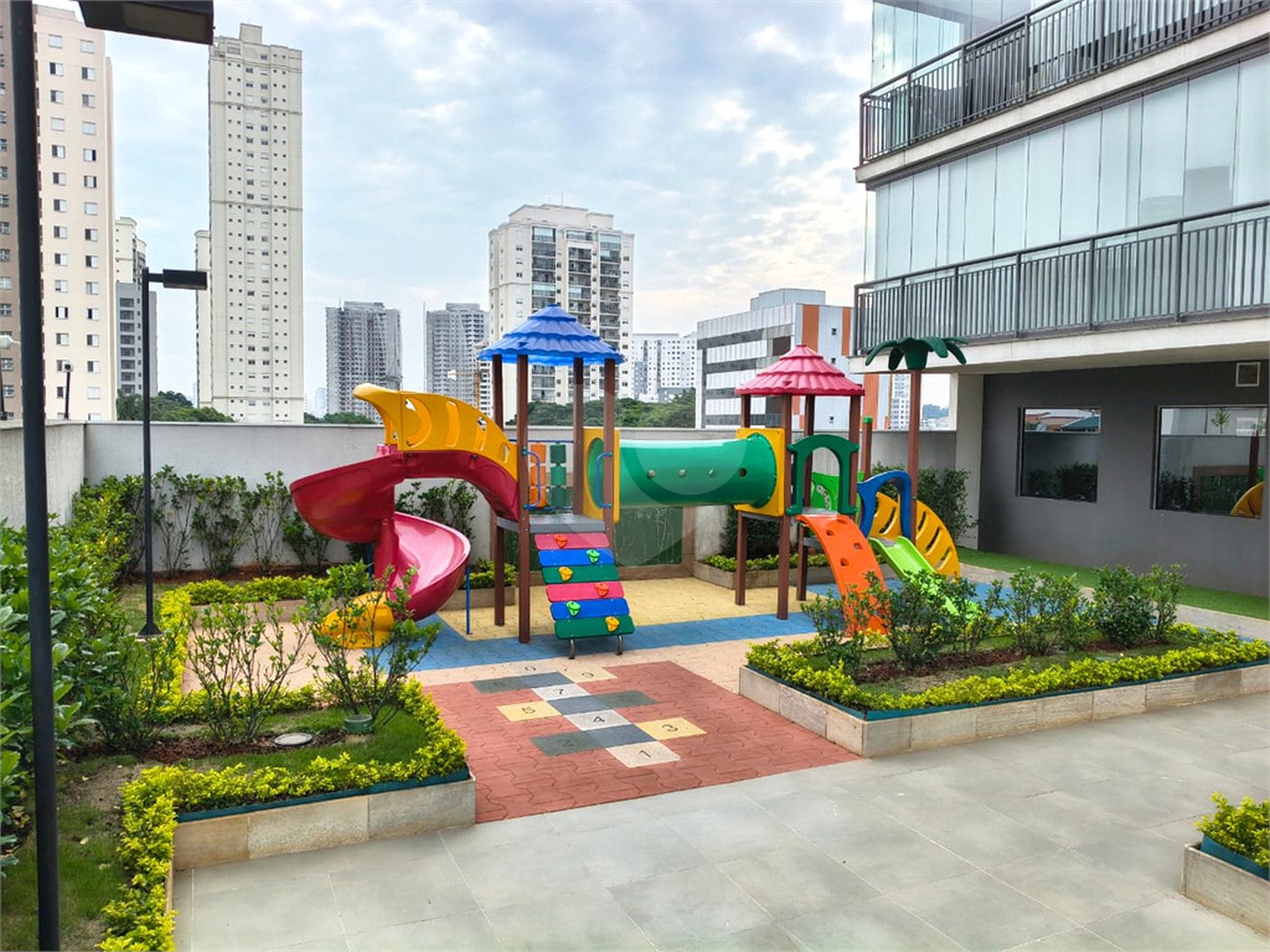 Apartamento à venda com 2 quartos, sendo 1 suíte,  em Parque da Vila Prudente, São Paulo, SP