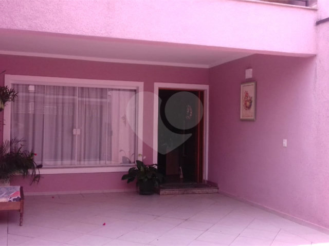 Casa à venda com 4 quartos, sendo 2 suítes,  em Vila Medeiros, São Paulo, SP