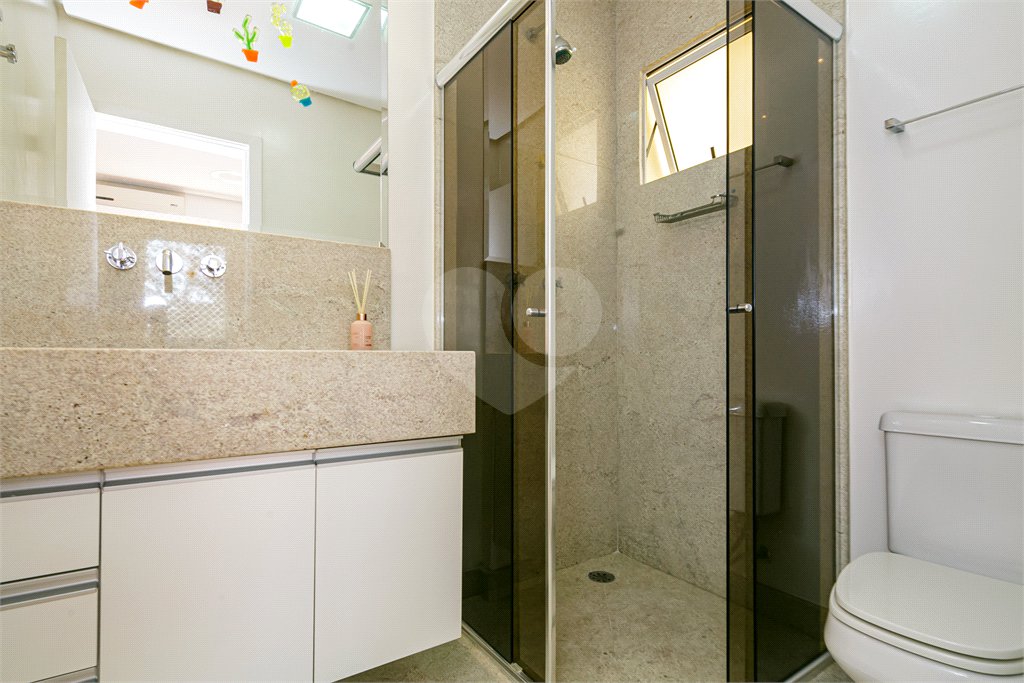 Casa à venda com 3 suítes no condomínio Villaggio Belvedere, São Paulo - SP