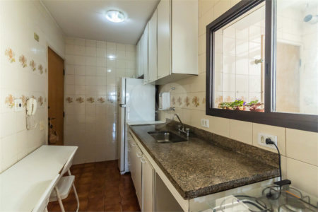 Apartamento à venda com 2 quartos, sendo 1 suíte, em Vila Madalena, São Paulo, SP