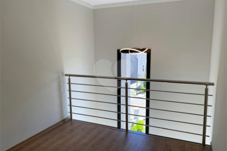 Casa à venda com 3 suítes no condomínio Villaggio Maranello, Vinhedo - SP