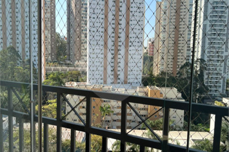Apartamento à venda com 4 quartos, sendo 2 suítes,  em Vila Andrade, São Paulo, SP