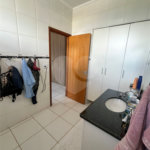 Casa à venda com 4 quartos, sendo 1 suíte, em Vila Santa Maria (vila Xavier), Araraquara, SP