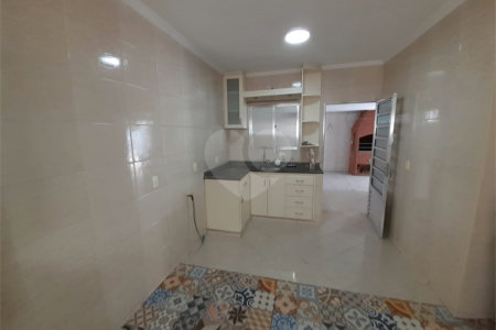 Sobrado à venda com 3 quartos, sendo 1 suíte,  em Parque da Lapa, São Paulo, SP