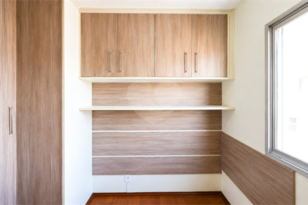 Apartamento à venda com 3 quartos, sendo 1 suíte,  em Chácara Inglesa, São Paulo, SP