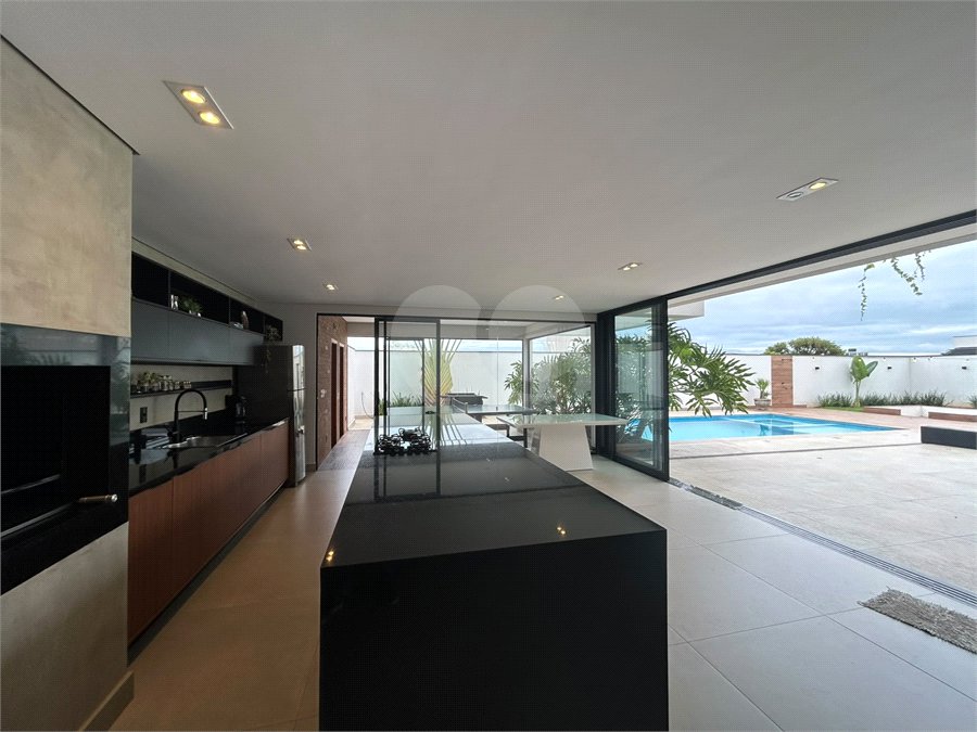 Casa para alugar com 3 suítes no condomínio Residencial Castanheira, Sorocaba - SP