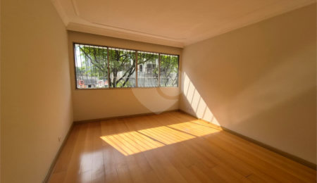 Apartamento à venda com 3 quartos em Vila Pompéia, São Paulo, SP