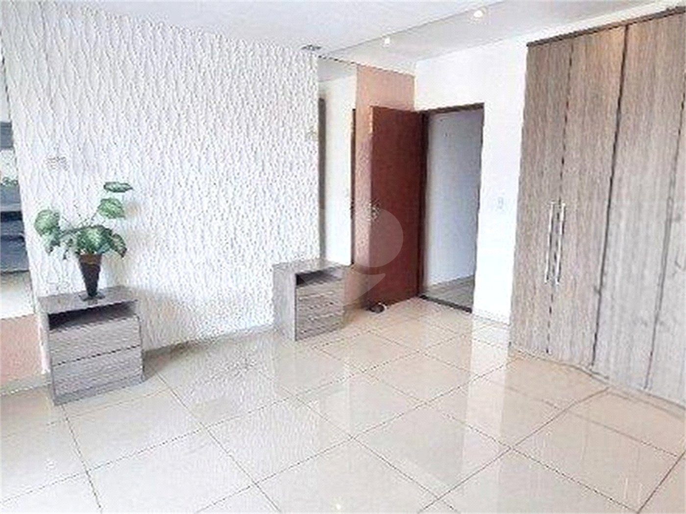 Casa à venda com 3 quartos, sendo 1 suíte, em Jardim dos Pássaros, Sorocaba, SP