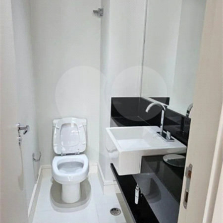 Duplex à venda com 4 suítes em Jardim Paulista, São Paulo, SP