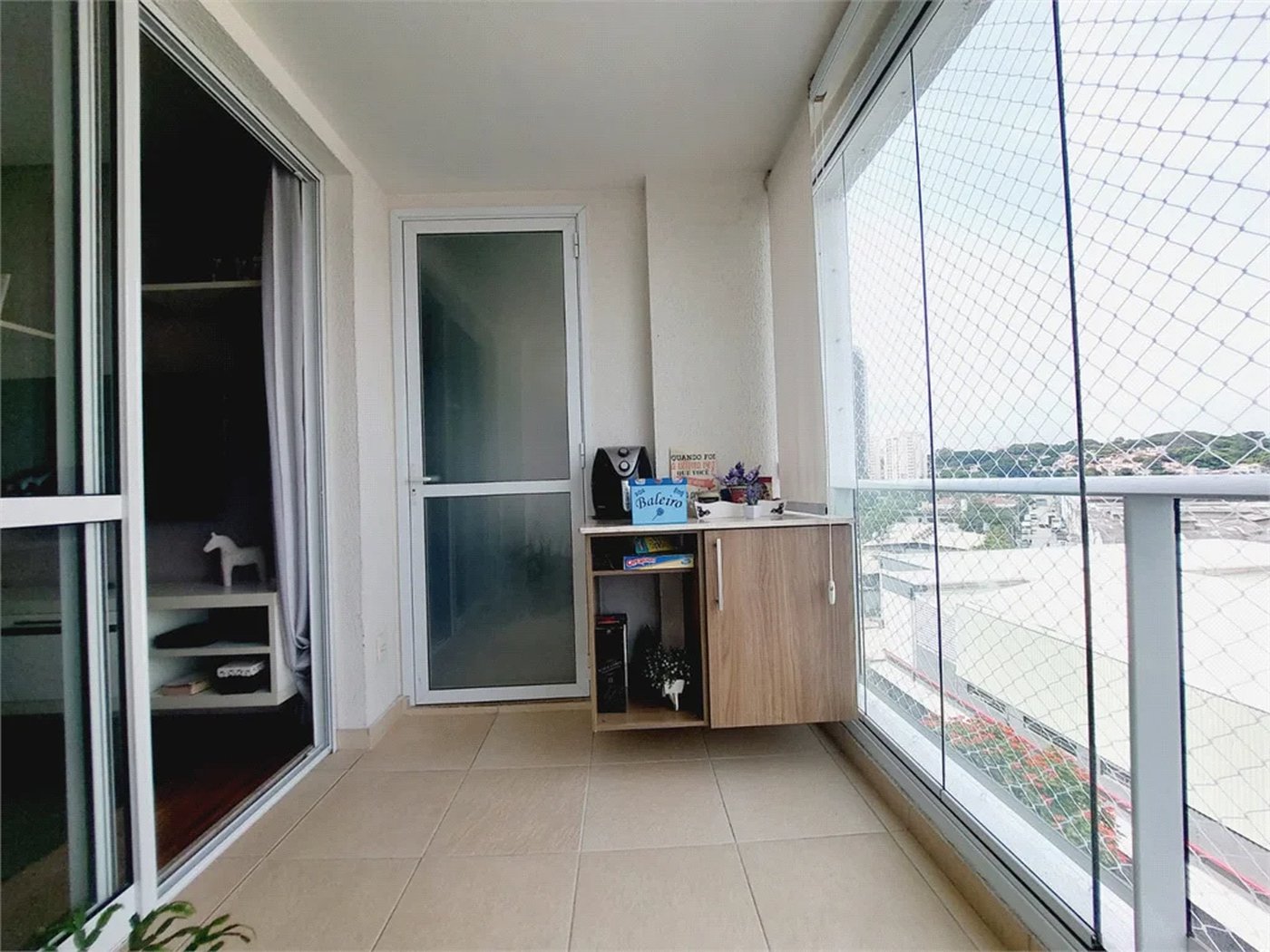 Apartamento à venda com 2 quartos, sendo 1 suíte,  em Vila Anastácio, São Paulo, SP