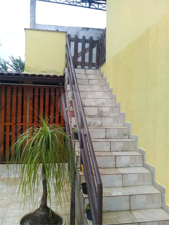Casa Térrea à venda com 5 quartos, sendo 1 suíte, em Cosmos, Rio de Janeiro, RJ