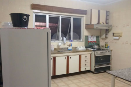Sobrado à venda com 3 quartos, sendo 1 suíte, em Jaguaré, São Paulo, SP