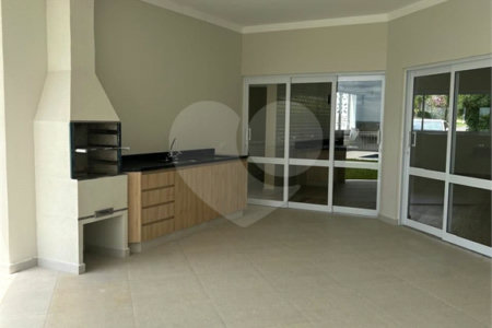 Casa à venda com 3 suítes no condomínio Palmeiras Imperiais, Salto - SP