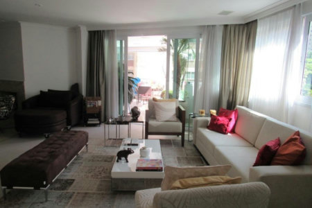 Apartamento à venda com 3 suítes em Real Parque, São Paulo, SP