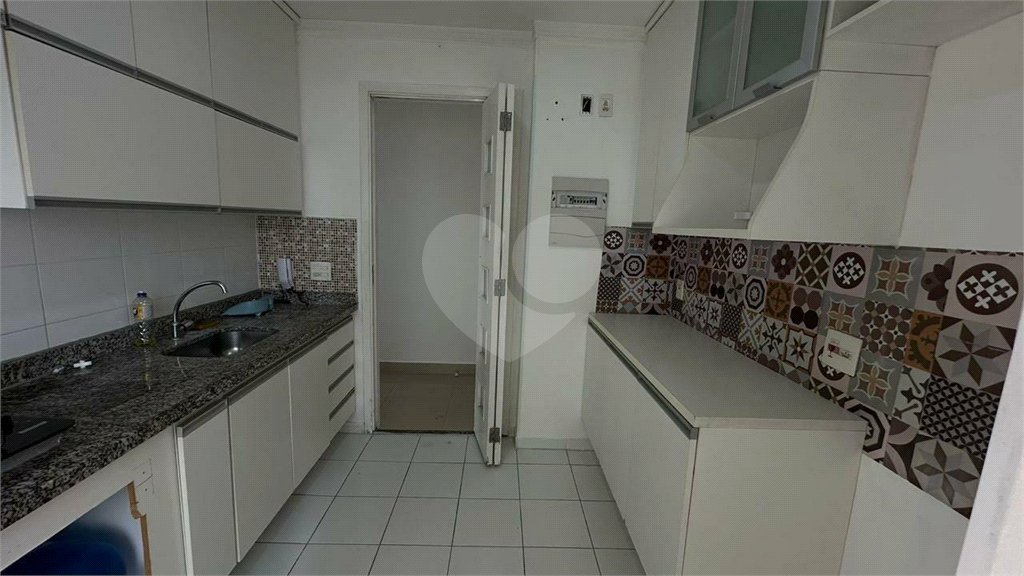 Apartamento à venda com 3 quartos, sendo 1 suíte, em Parque Maria Luiza, São Paulo, SP