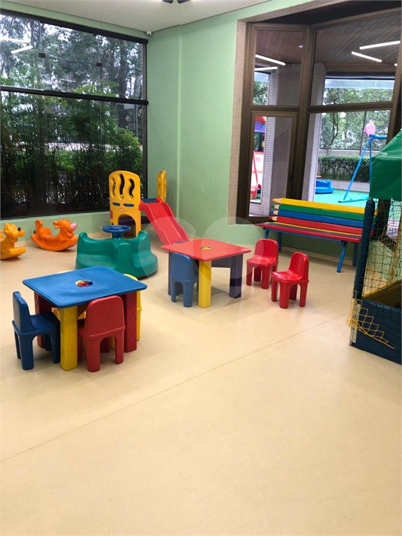 Apartamento à venda com 4 suítes em Vila Suzana, São Paulo, SP