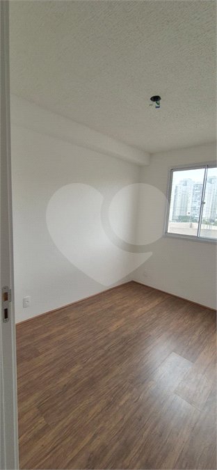 Apartamento à venda com 2 quartos em Parque Industrial Tomas Edson, São Paulo, SP