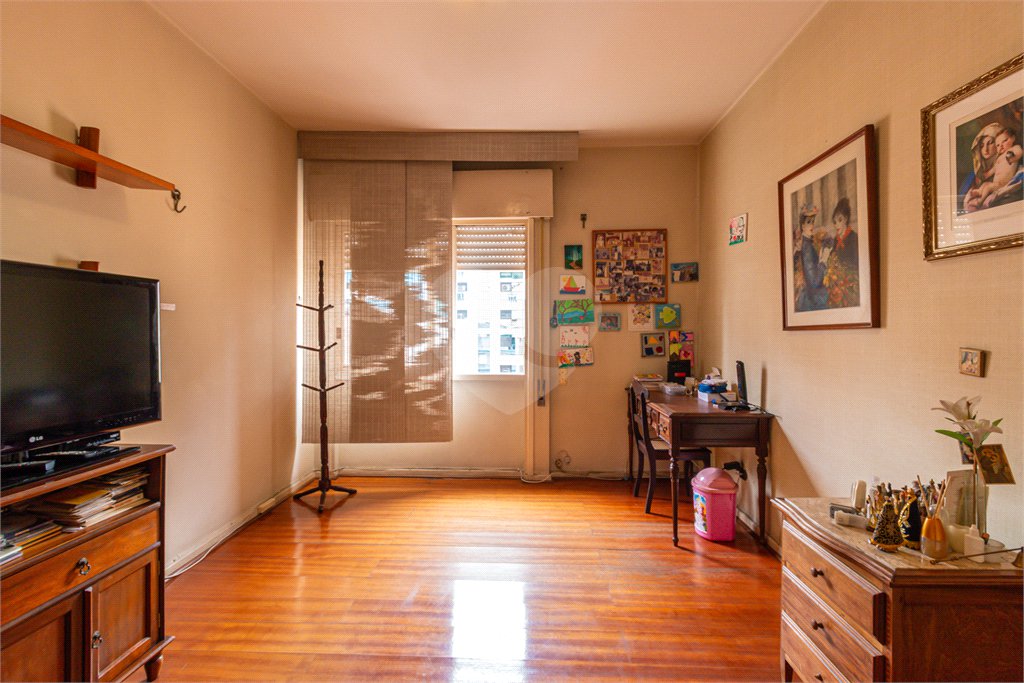 Apartamento à venda com 3 quartos, sendo 1 suíte, em Jardim Paulista, São Paulo, SP