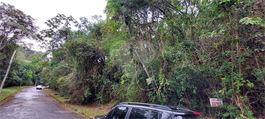 Terreno à venda no condomínio Alpes da Cantareira, Mairiporã - SP