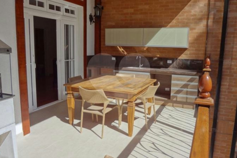 Duplex à venda com 6 suítes no Centro, Campos do Jordão, SP