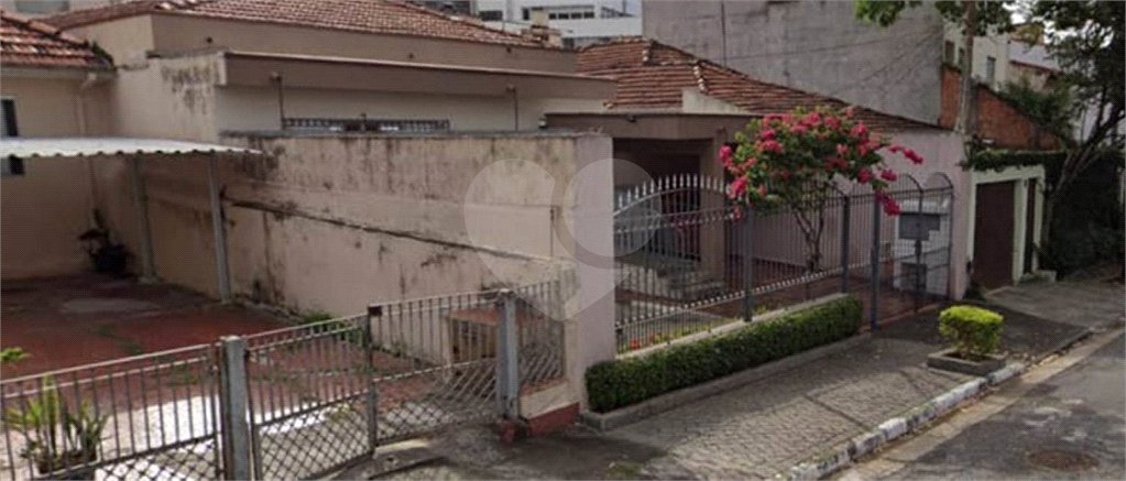 Terreno à venda com 1 quarto em Jardim da Glória, São Paulo, SP