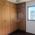 Apartamento à venda com 3 quartos, sendo 1 suíte, em Pinheiros, São Paulo, SP
