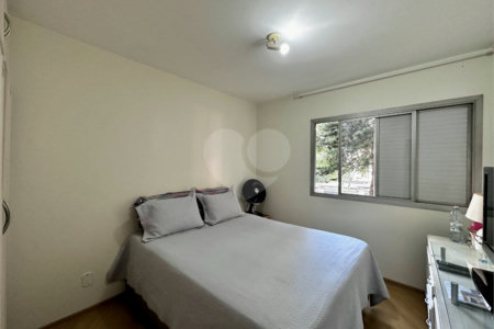 Apartamento à venda com 3 quartos, sendo 1 suíte, em Vila Sofia, São Paulo, SP