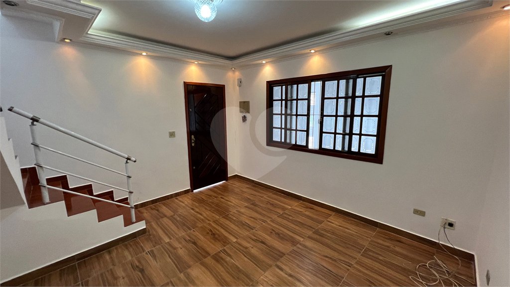 Sobrado à venda com 3 quartos em Vila Nova Cachoeirinha, São Paulo, SP