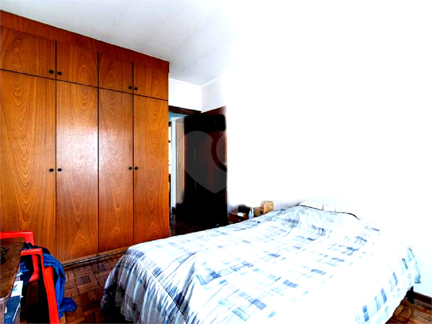 Casa à venda com 4 quartos, sendo 2 suítes, em Indianópolis, São Paulo, SP