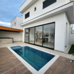 Casa à venda com 3 suítes no condomínio Residencial Central Parque, Salto - SP