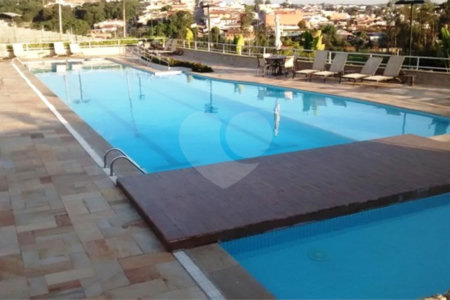 Casa à venda com 3 suítes no condomínio Residencial Central Parque, Salto - SP