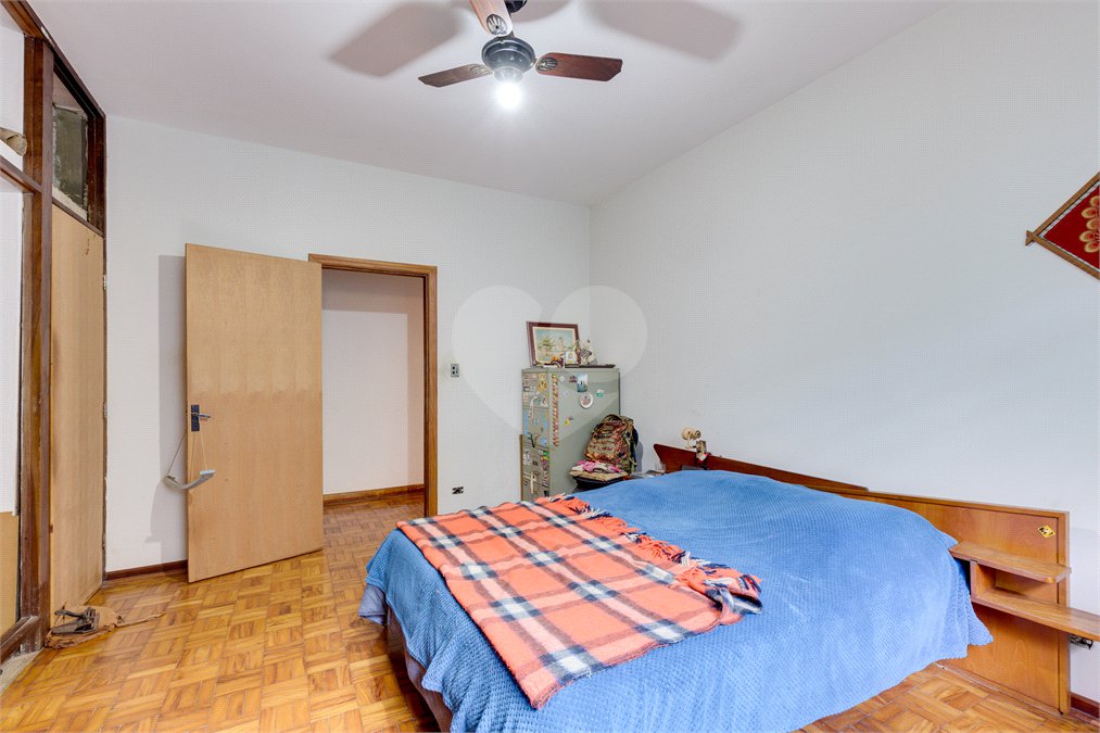 Casa à venda com 5 quartos, sendo 2 suítes, em Alto da Boa Vista, São Paulo, SP